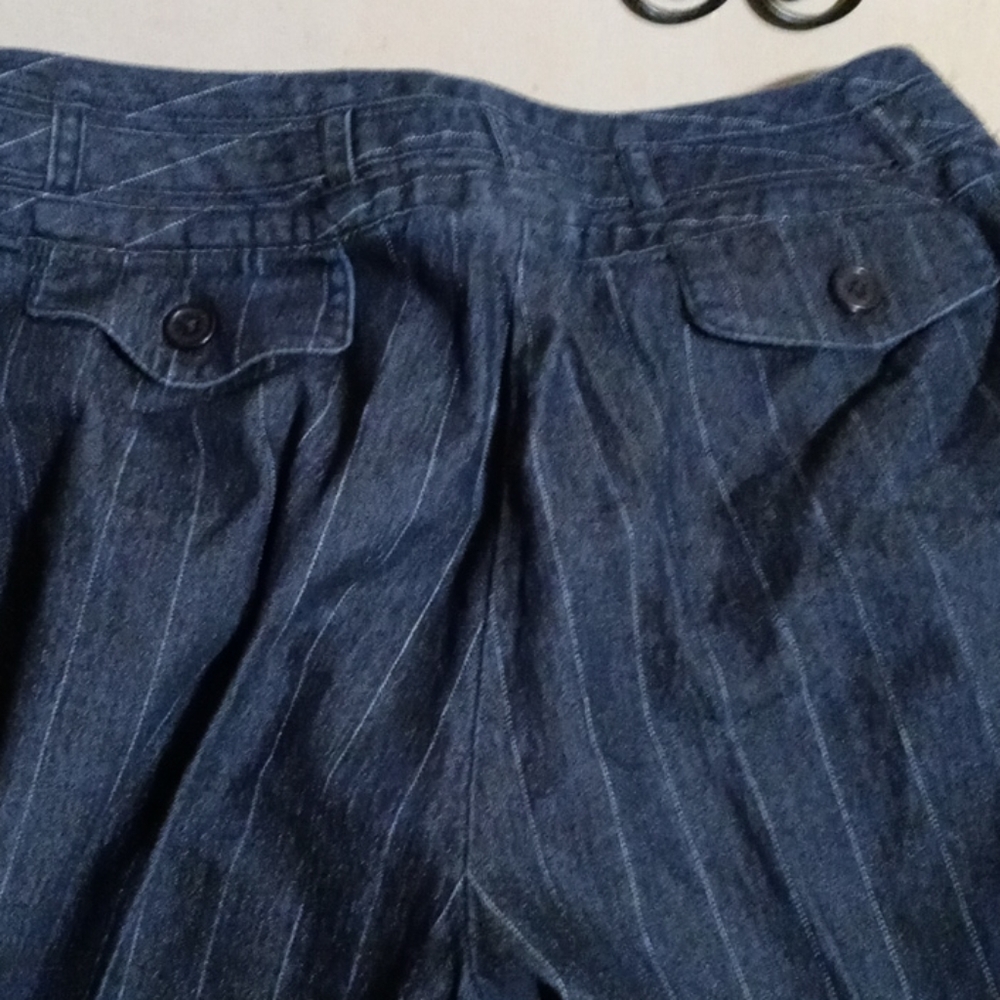 Knee pants - Picture 3 of 5
